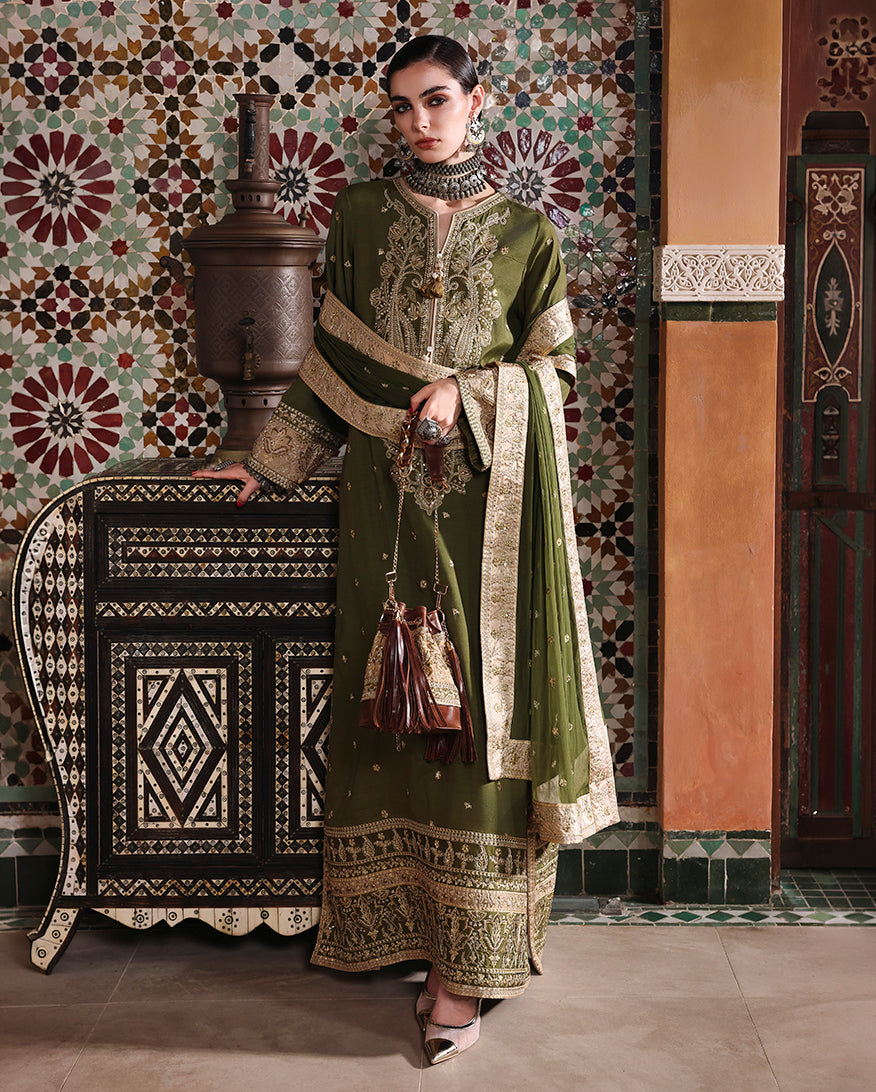 Retail Price: 16,450/-PKR